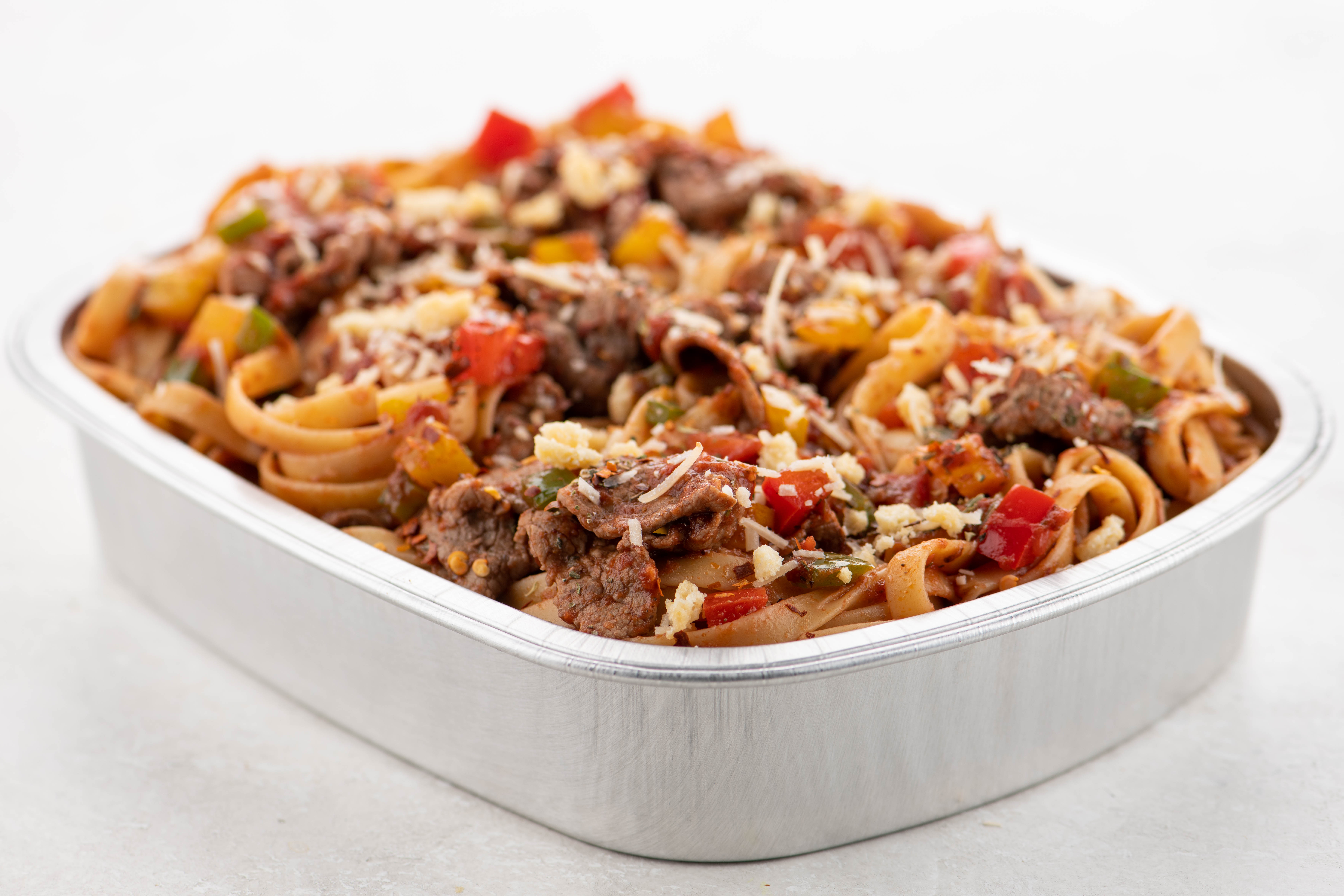 Steak Ragu with Fettuccine and Peppers Recipe - Home Chef