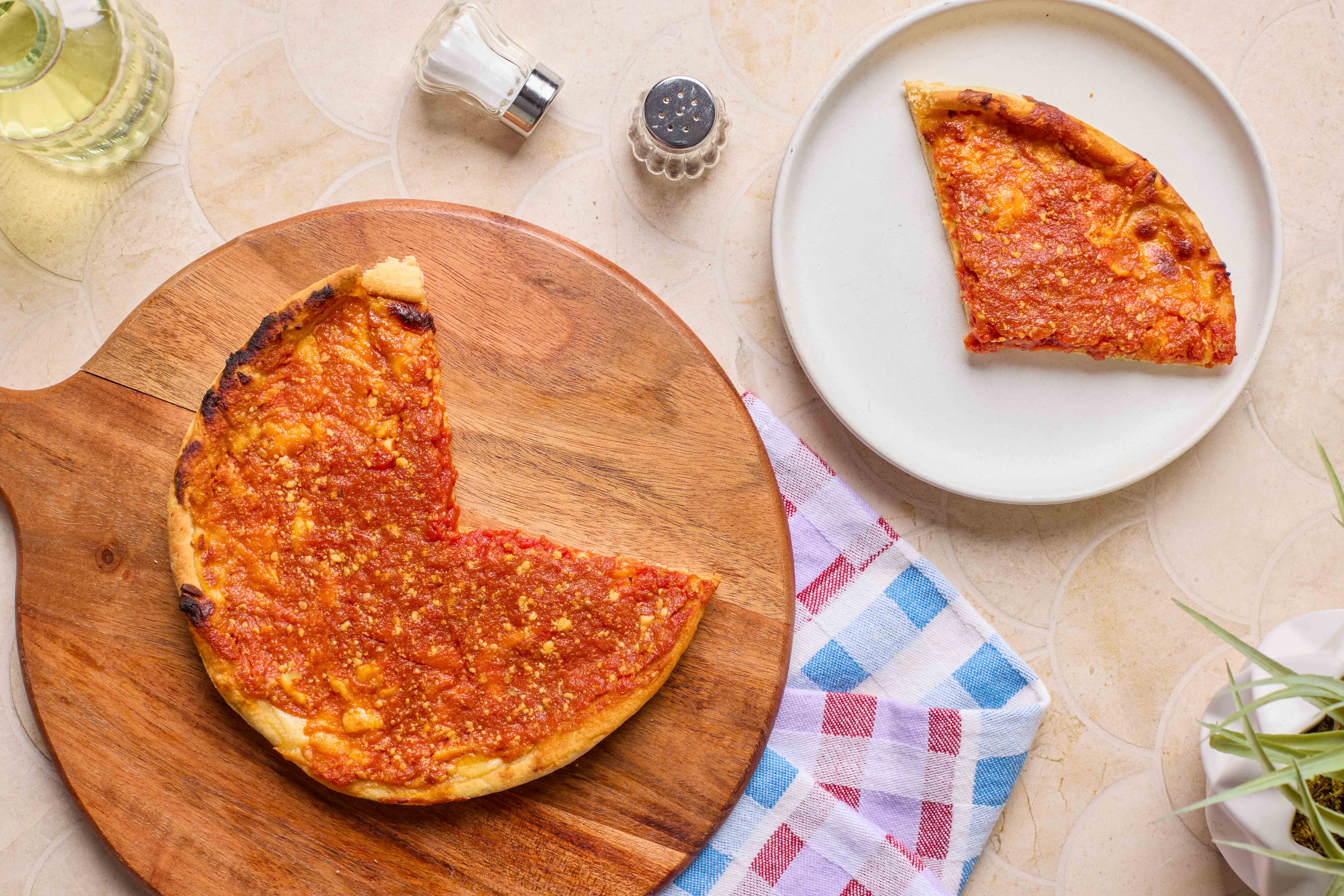 Chicago Style Deep Dish Cheese Pizza